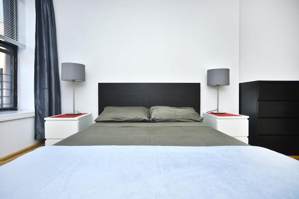 Yorkville Apartments -Upper East Side New York City Room photo